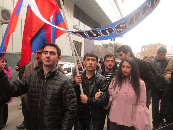 European Organizations Don’t Carry Out Their Mission in Armenia; a Protest (Photo Series and Video)