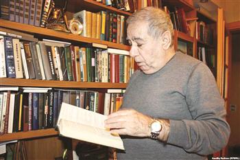 Meeting held to show solidarity to attacked Azerbaijani writer
