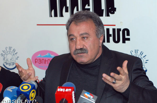 Did Ter-Petrossian Avoid Meeting With Raffi Hovhannisyan?