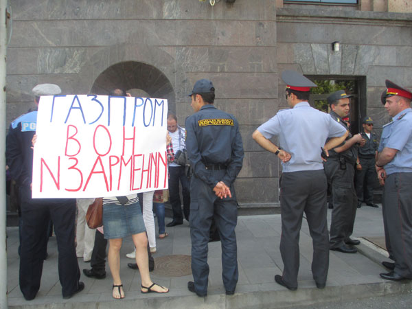 «GasProm out of Armenia»: an action of protest in front of the Russian Embassy (Video, Series of photos)