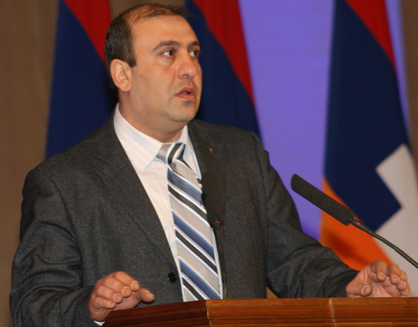 Ara Ketikyan. “Criticizing Surik Khachatryan is not a moral step”