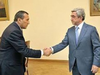 Samvel Harutyunyan calls Serzh Sargsyan to give instructions against Surik Khachatryan