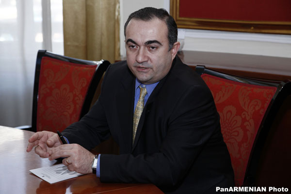 Tevan Poghosyan: Political pressures will lead to deterioration of Armenian-Russian relations