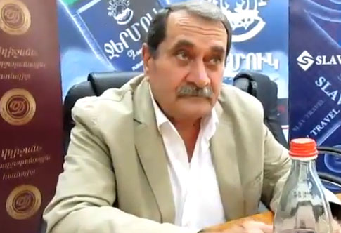 Gurgen Yeghiazaryan to the authorities: “Let them wear hockey goalkeeper’s helmet, get stronger to oppose the blows” (Video)