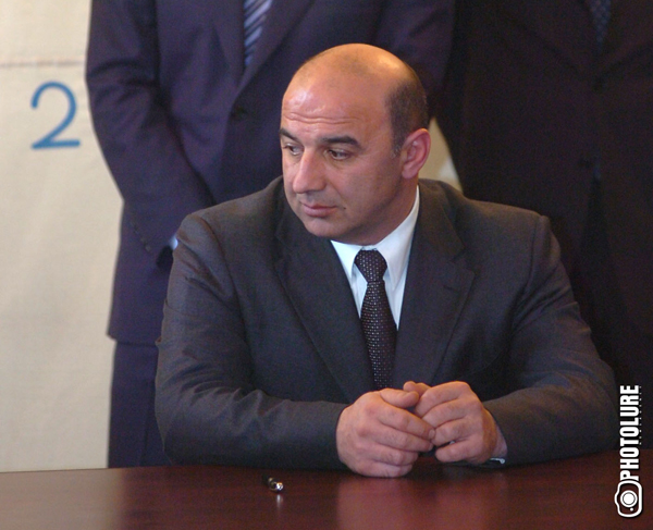 Hayk Gevorgyan. “Armen Movsisyan looks like a “Gazprom” representative in Armenia”