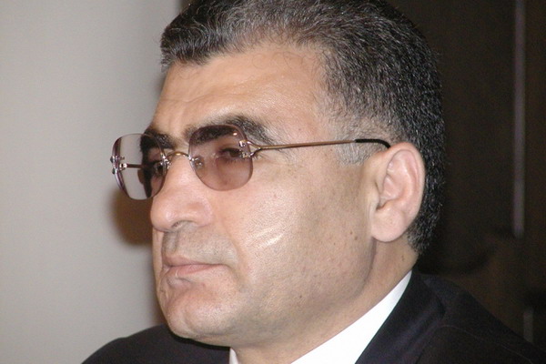 Andranik Manukyan. “I am the Ambassador of Armenia, I have pro-Armenian views, who is disgracing Armenia?”