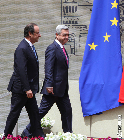 Why Hollande broke the tradition of previous presidents of France, and did not visit only Armenia?