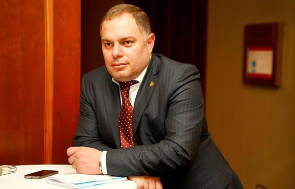Hovhannes Sahakyan. “Thanking the “No to Plunder” initiative.”