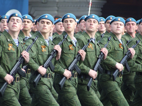 Foreign Ministry official considers holding a parade of Russian army in Yerevan a “normal practice”