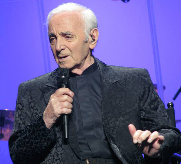 “Aznavour has been criticized: to point Armenian Mafiosi is wrong” ensures the publisher