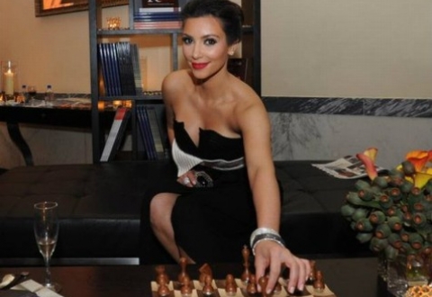 Levon Aronyan did not teach Kim Kardashian how to play chess
