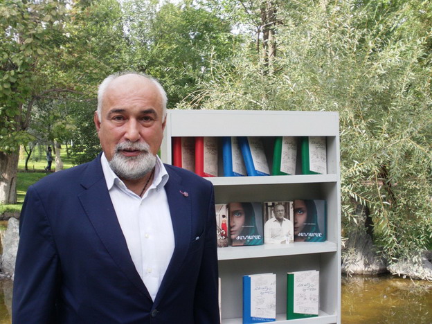 “Book of Whispers” will not be published in Turkish language. The publisher has fled from Turkey