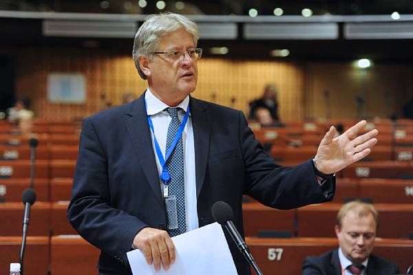 PACE slams the process of constitutional amendment in Armenia. A Resolution
