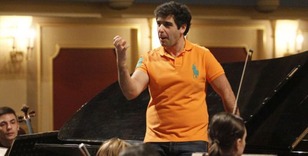 “To Remember Tchaikovsky: Sergey Smbatyan Took the Sarajevo Philharmonic Orchestra for Perfection”