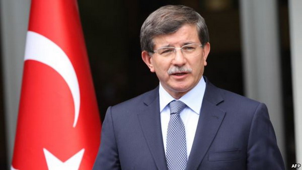 Ruben Melkonyan, Davutoğlu is facing a political dilemma