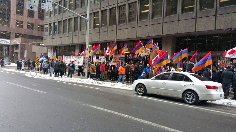 Canadian Armenians rally in front of Azerbaijani Embassy. armenianlife.com