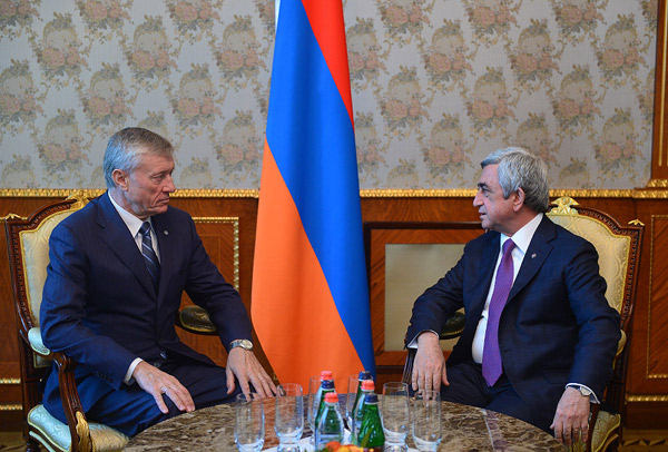 President of Armenia presents situation created by Azerbaijan’s aggression to CSTO representatives