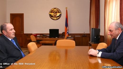 Ter-Petrosian Praises Armenian Response To Karabakh Fighting. azatutyun.am