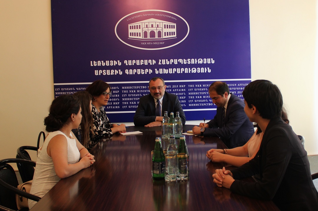 NKR Foreign Minister Received Interns of the Armenian Assembly of America