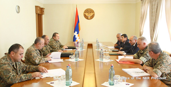 A number of issues related to army building were discussed during the meeting