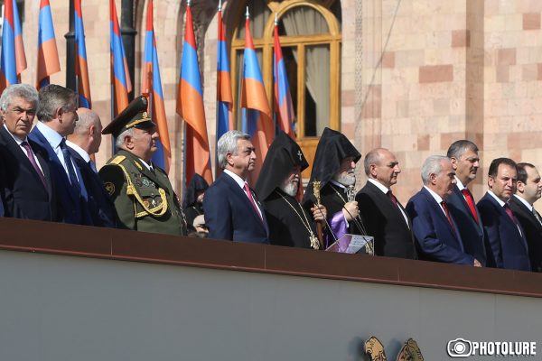 Serzh Sargsyan was present at the Military Parade of the RA Armed Forces dedicated to the 25th anniversary of Armenia’s Independence (video)