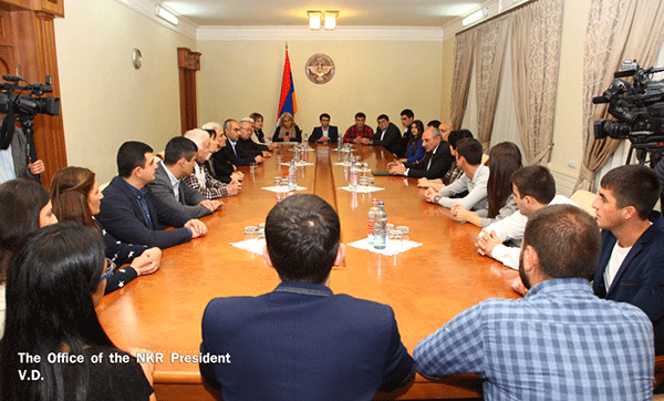 Bako Sahakyan received a group of lecturers and students of the Yerevan State University