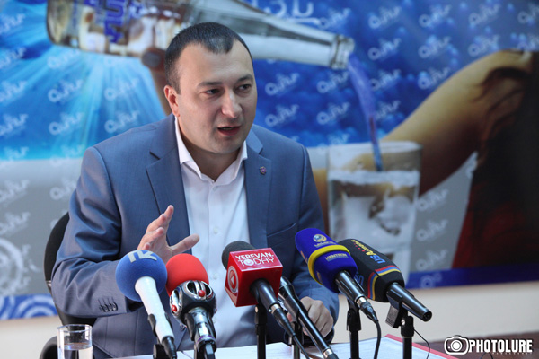“If Gagik Tsarukyan returns to the politics, he will be both PAP and Chairman of PAP political council.”  Vahe Enfiajyan
