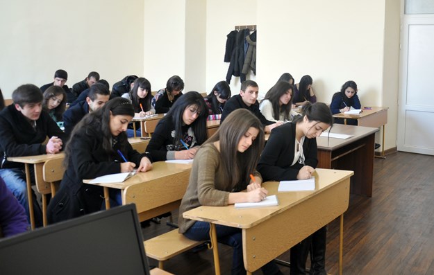 Armenian Government to provide 20 million AMD for tuition fees of Syrian-Armenians