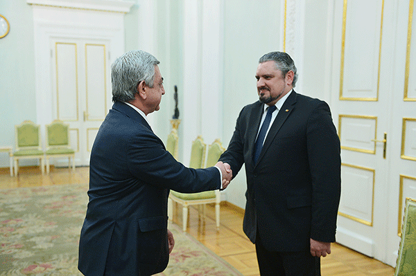 President Serzh Sargsyan received the Vice-Prime Minister of Moldova, Minister of Foreign Affairs and European Integration Andrei Galbur