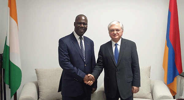 Edward Nalbandian met minister for La Francophonie of Côte d’Ivoire