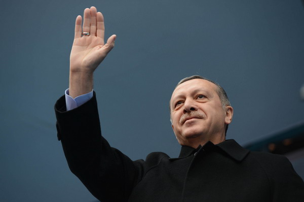 Turkey pressures media ahead of Erdogan referendum