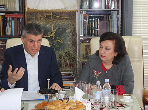 Ara Abrahamyan about Hranush Hakobyan’s offer to bring 1000 dollars from the Diaspora