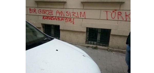 Another Racist Note Left on The Wall of an Armenian School in Istanbul
