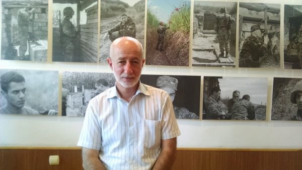 “On the Frontline” photo exhibition launches in Shushi
