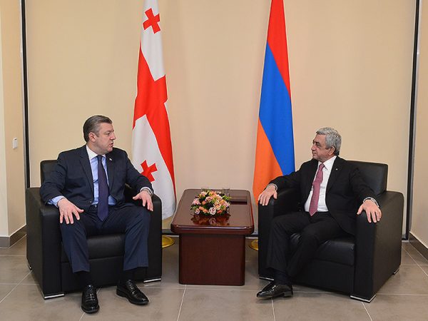 President Serzh Sargsyan met in Bagratashen with the he Prime Minister of Georgia Giorgi Kvirikashvili