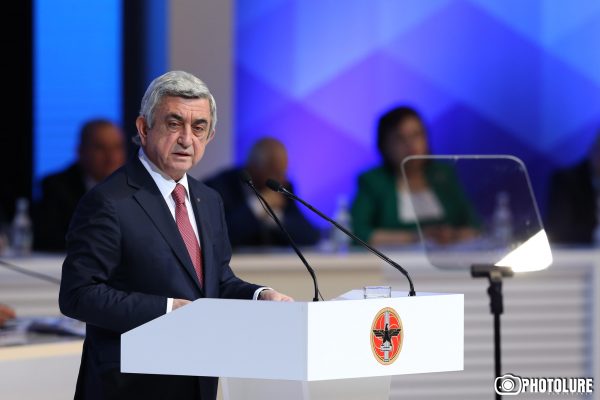President Sargsyan re-elected as chairman of the Republican Party