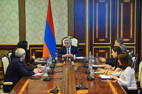 President held a meeting on the prospects of development of the RA state service system