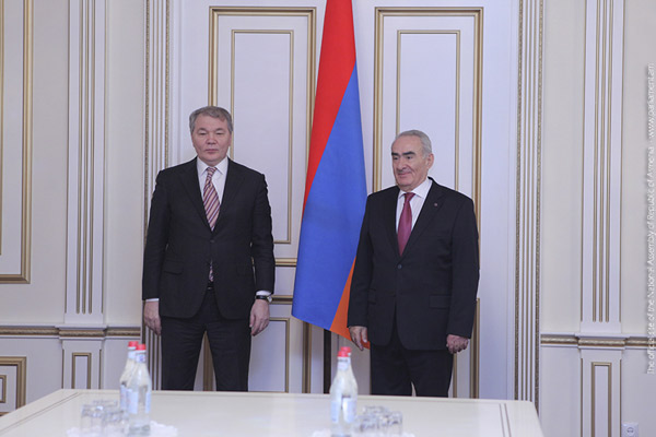 Delegation headed by Leonid Kalashnikov received by the Speaker of the Parliament