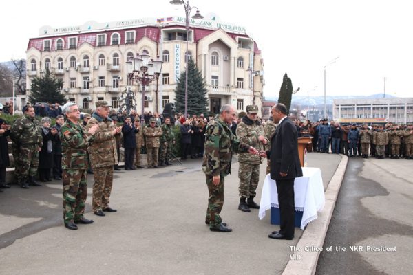 Serzh Sargsyan and Bako Sahakyan partook at solemn ceremony of handing over keys from cars to a group of Defense Army servicemen and freedom-fighters