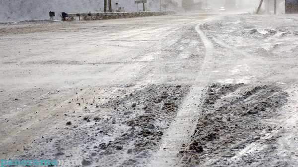Snow reported in roads of Meghri region