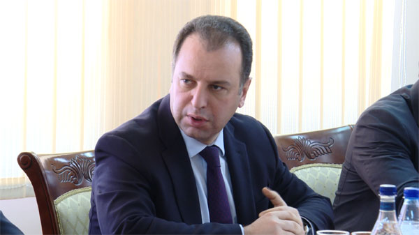 Vigen Sargsyan: Our task is not to allow Azerbaijani provocations to reach the target
