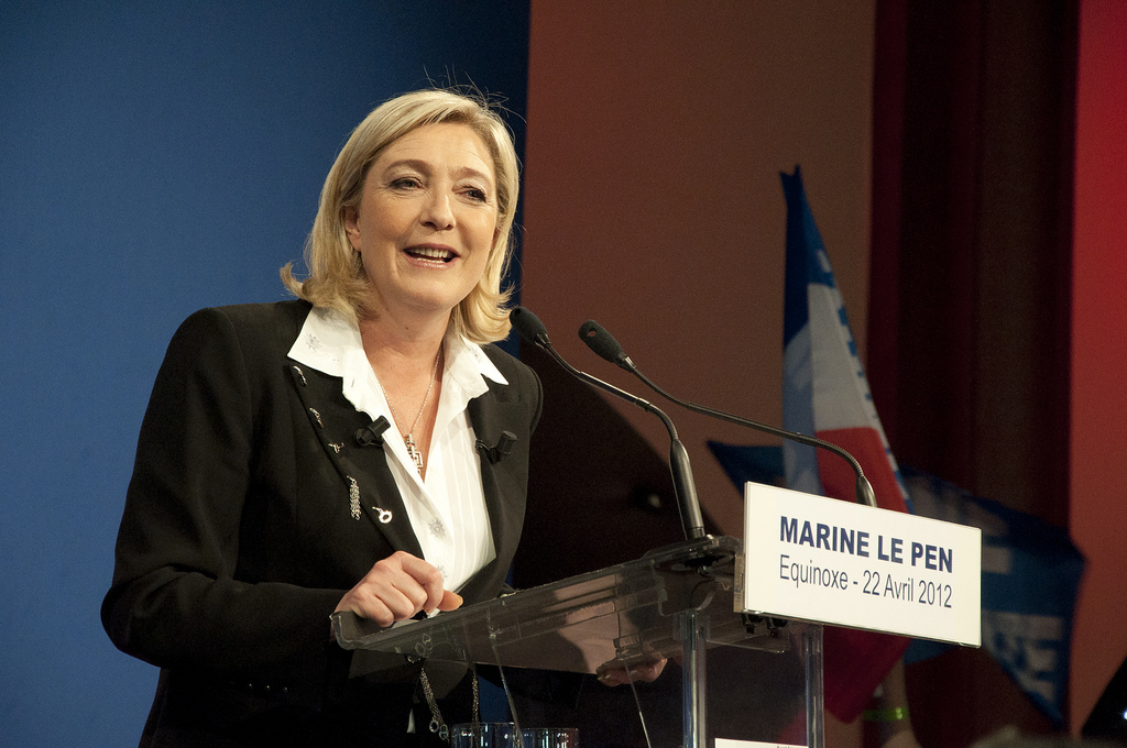 France’s Le Pen Calls to Deport Dual Citizens Posing Threat to National Security