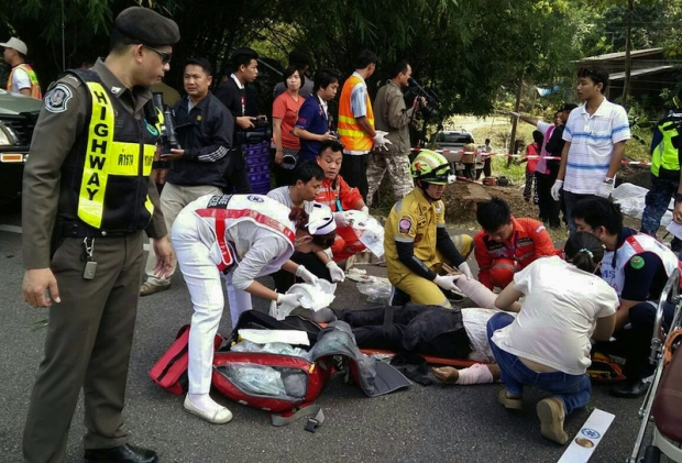 25 dead in van crash in Thailand