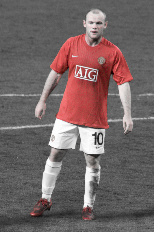 Wayne Rooney equals Sir Bobby Charlton’s Manchester United scoring record