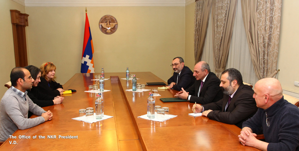 Artsakh President meets members of delegations from Czech Republic and Pakistan