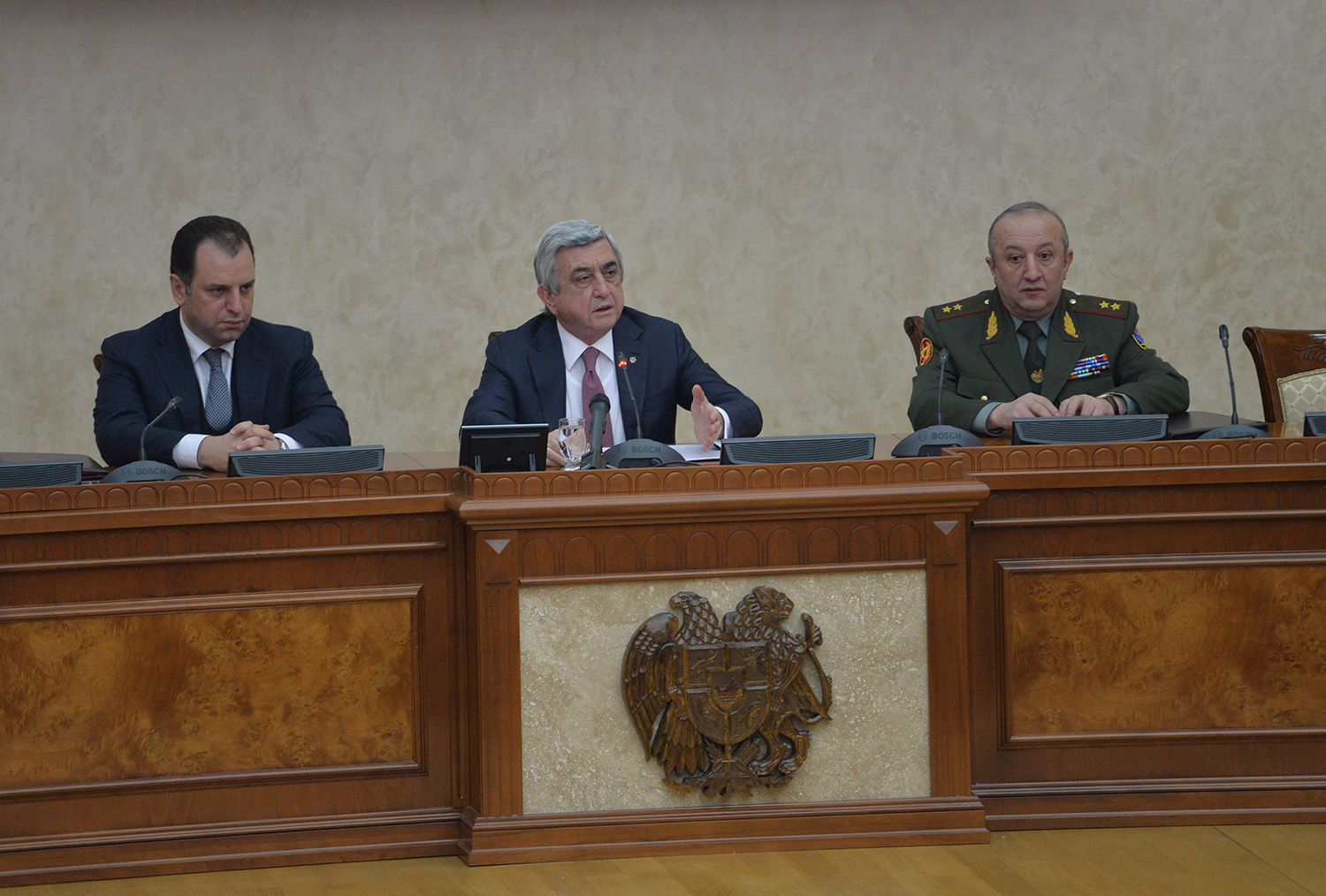 President Sargsyan met participants of the operative meeting of leadership of the armed forces