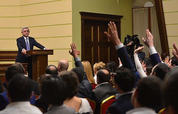 President Sargsyan hosted Andranik Margarian political school’s students
