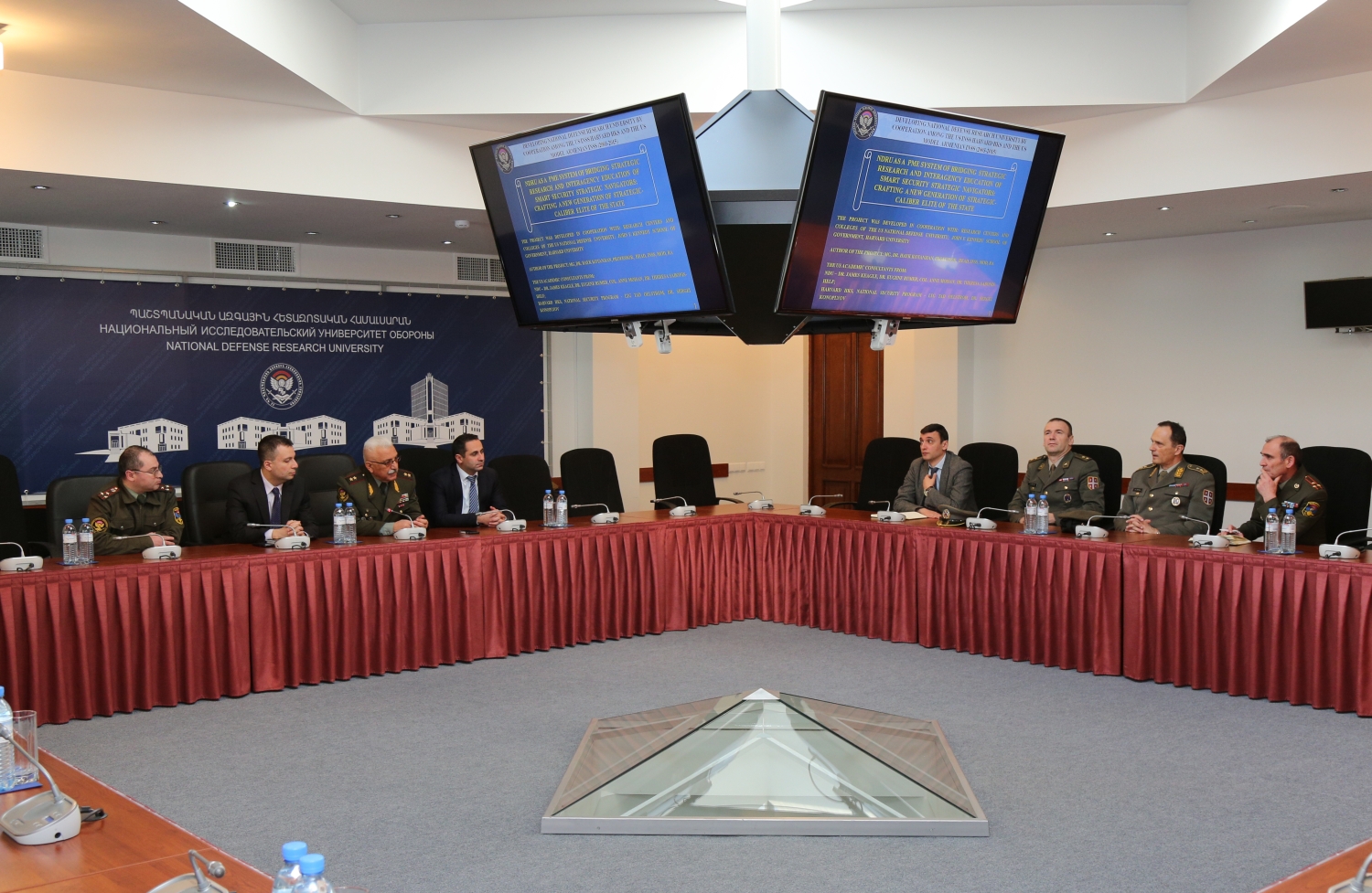 The Delegation of the University of Defense of the Republic of Serbia visits the National Defense Research University, MoD, RA