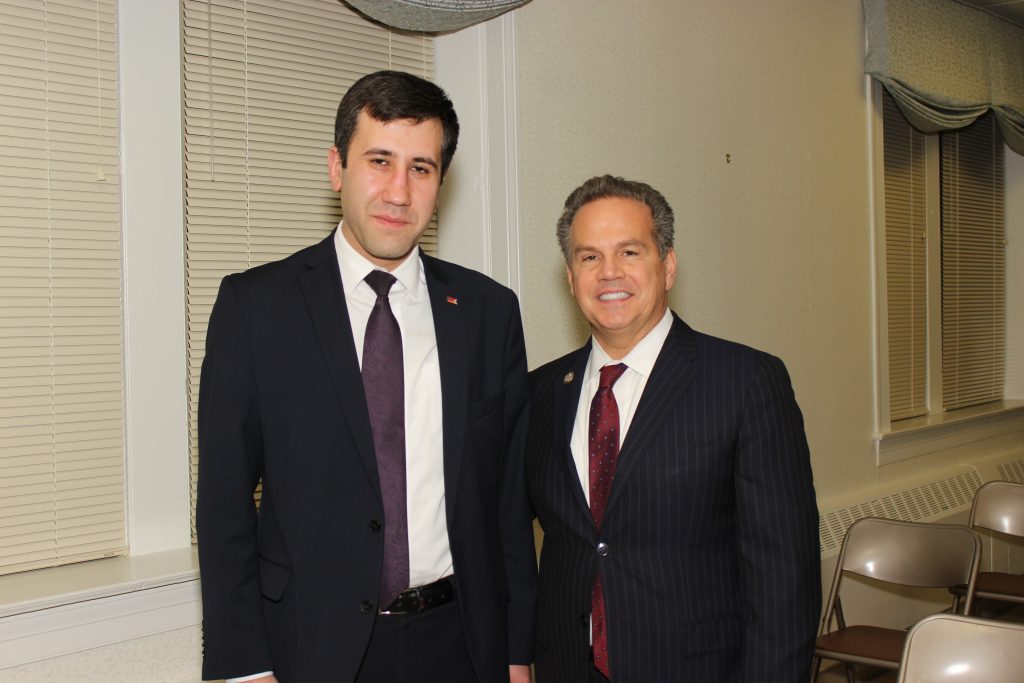 Artsakh Ombudsman Meets with Rhode Island Government Officials