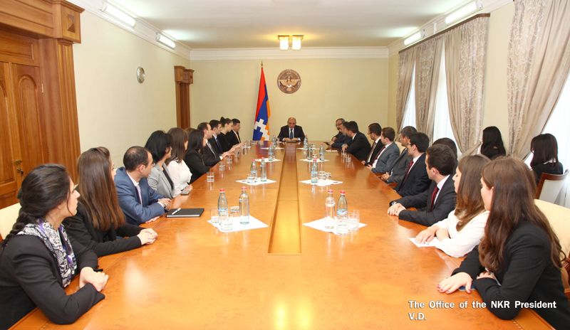 Bako Sahakyan met students